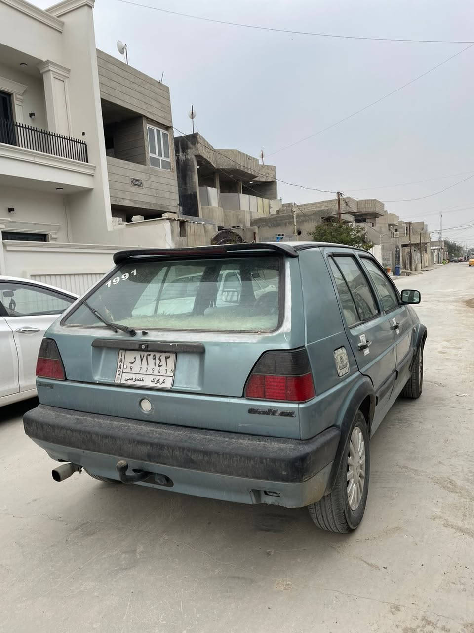 سلام عليكم 
سياره للبيع
 گولف موديل ١٩٩١ 
رقم كركوك مشروع وطني 
السعر ٢٧ وبي مجال بسيط 
هاتف***********
