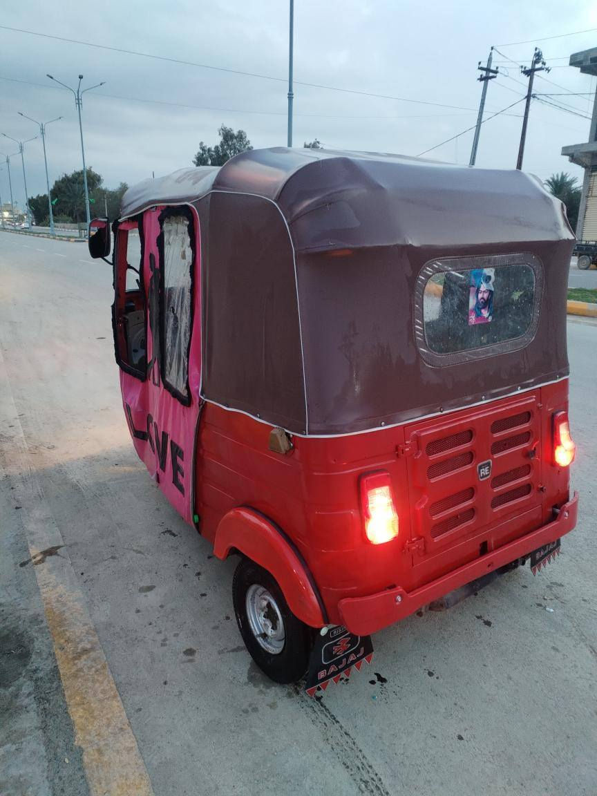 السلام عليكم تكتك موديل 18رقم واسط مصبوغه عام
السعر 4ونص وبيه مجال 
مكاني واسط النعمانيه
***********
