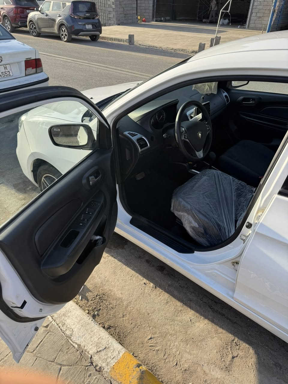 بيع مستعجل بروتون ساكا ٢٠٢٤ صناعة ماليزي رقم بغداد باسمي
شاشة وكامرة بلاد
حساسات خلفية
جام ومري كهرباء
تبريد ثلج ودفع خير من الله
السيارة بعدها بنايلون الشركة من الدعامية للدعامية
بس بيها كم شخط بالدعامية الامامية يروح بالتكحيل
ماشية ١٣٩٠٠
السعر ١٠٠
رقمي***********
