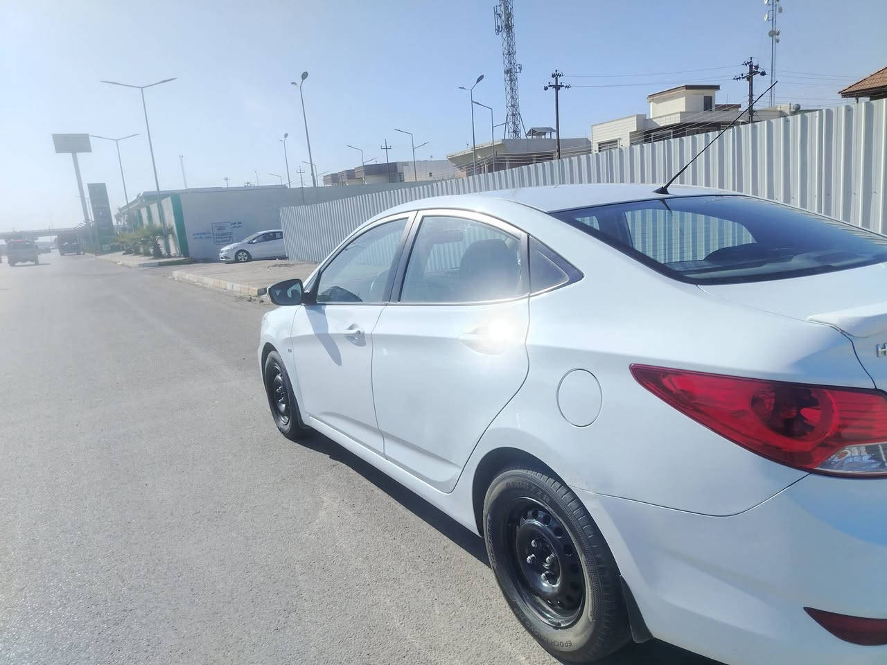 اكسن موديل 2011 رقم سليمانيه سنويه جديد
دفتر بنزين موجود بس صندوق صبغ وباب صبغ
بدون دواخل
سعر 98
***********
