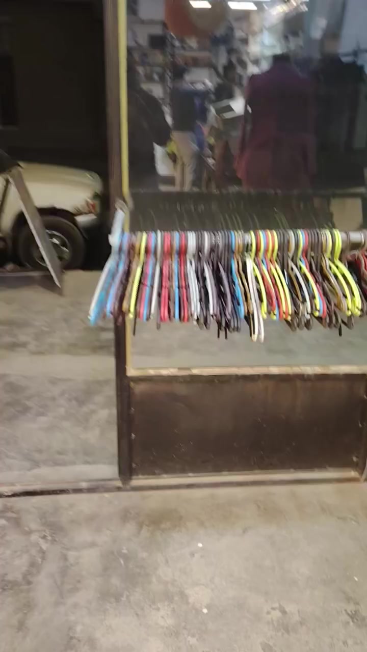 سلام عليكم حبايب
فتح كراتين ملابس جديده
نفس العرض كل ٢٠ قطعه ملابس ب٥ دينار
كله جديد ما مستخدم
زورونه وكل الهله بيكم حبايب


**إذا كنت صاحب هذا الإعلان وتريد حذفه لأي سبب، رجاءا أرسل رسالة إلى الدعم الفني**