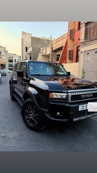 برادو 2024   R3  ساز مغلفه ppf ماشيه ١٣ الف بعدها بضمان الوكاله  ومكفو...