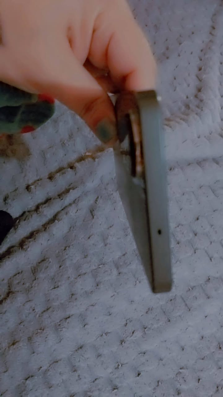 عندي هذا تلفون سعر ٢٠٠ وبي مجال مستخدم نظيف كلش مكاني ابوغريب حميد شعبان realme C67اسم تلفون 0786671878


**إذا كنت صاحب هذا الإعلان وتريد حذفه لأي سبب، رجاءا أرسل رسالة إلى الدعم الفني**