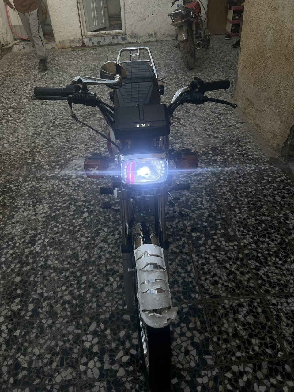 سلام عليكم
دراجه اربعه كيرر اللبيعة

اعنواني كوفه حي سبوطعش

سعرر مليون وميه وبيه مجال حك جيه 

***********

***********
