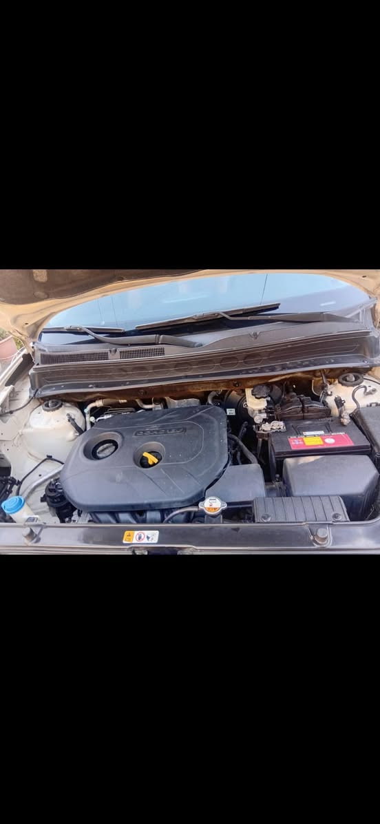 كيا صول وارد امريكي موديل 2012 شكل 2013 محرك 2000 دوش مكفوله من الضربه والصبغ والتبديل سياره ليبل واحد بيهه شويه بارد بحافه الباب وبالبنيد مسوي اشارع عي بارد بحدود شبر  سياره نضيفه وحلوه رقم كربلاء بسمي مكاني بغداد الكرخ السعر 102 الاتصال ***********
