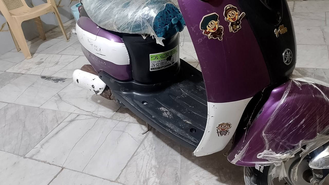 سلام عليكم دراجة مصرية فحل. 
مفتوحه مرة وحدة 
كهربائيات كاملة نقص باتري 
سعر 250 وبيه مجال 
***********
