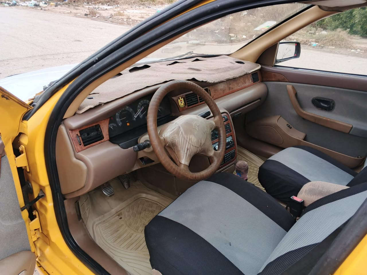 سمند البيع موديل 10 رقم بغداد دولي مكينه كير مكفولات حداديه جديده كهربات شغاله مكفوله من ضربه مصفره سنويه لل 28 
سعر /31عنوان بابل المسيب رقم ***********
