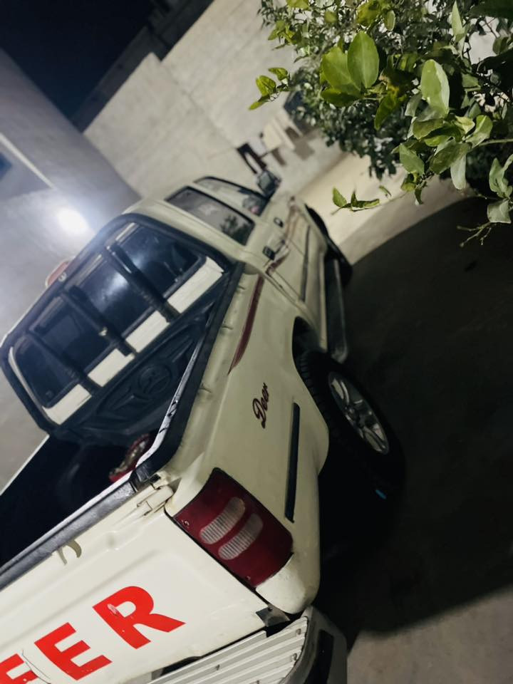 بيكاب دير موديل 2009گير مكينه اكسل شرت تحويل وكاله شرت سياره ماشالله زور جوانه جار تايه جديد جام كارباهـي مزبوت هه ر جار دركه به خه بدون دواغل پئش پاش كه پس سعر 52مجال ***********
