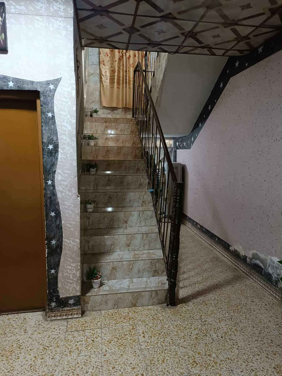 السلام عليكم بيت مساحته 250 طابو زراعي بالمفرق للبيع مراسله خاص


**إذا كنت صاحب هذا الإعلان وتريد حذفه لأي سبب، رجاءا أرسل رسالة إلى الدعم الفني**