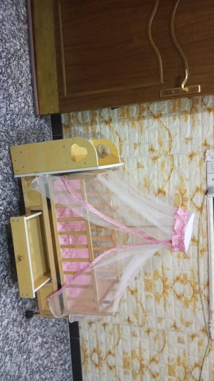 غراض كلمن وسعره
كاروك خشب 70وبي مجال
مبرده 100وبي مجال
مندر قطن  مال اطفال 15 قفل 
كراسي 80وبي مجال
***********واتساب
