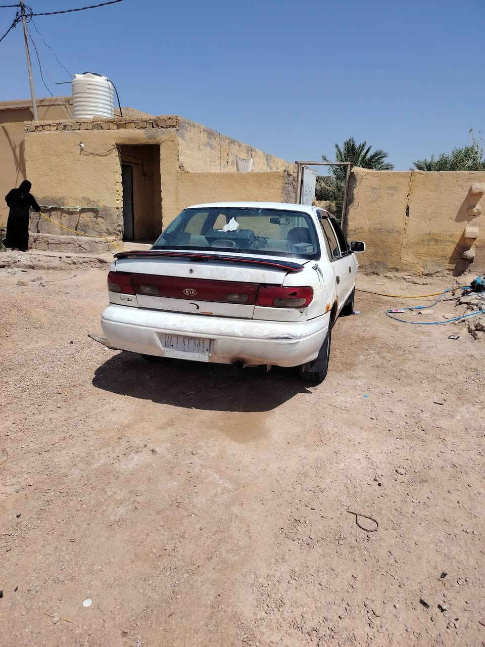 السلام عليكم
للبيع كيا سيفيا موديل 96
رقم واسط مداور ثاني يوم كربهائيات شغاله
بس محركها بي دخان سعر ٢٣ وبيها مجال قليل تواصل ***********
