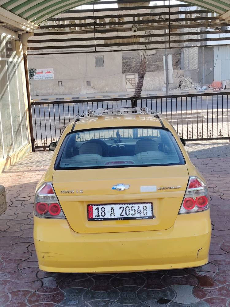 سلام عليكم افيو 2011 محرك 1400مفتوح الشركه العامه كير محرك حداديه تبريد كله جديد بيه فقط باب مصبوغ مصفره هيئه وغرامات سنويته بأسمي لل28 سعره 58 وبيه مجال للاستفسار *********** مكاني نجف النجف, العراق
