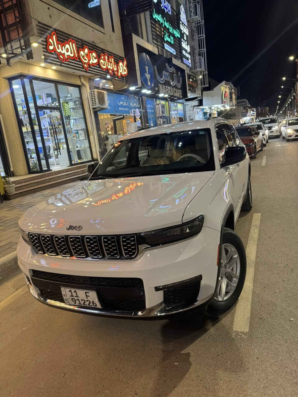 جيب وارد امريكي نص فول ضرر بسيط جدآ مرفقه صوره الضرر راس البنيد فقط بدون دواخل 
تخم تاير
حداديه 
حساسات خلفيه اماميه
كامره خلفيه
داخل ابيض 
محرك V6
عدد الركاب 7
ماشيه 60 الف
السياره جديده لوك بدون رصعات وبدون شخوط
رقم بغداد
السعر 275وبي مجال 
المكان الانبار 
الهاتف ***********
