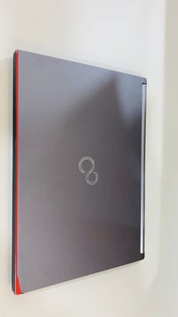 هلا بيكم حبايب، شلونكم! 😎 🔥 للبيع لابتوب نار وشرار!   (FUJITSU E734) 🔥...