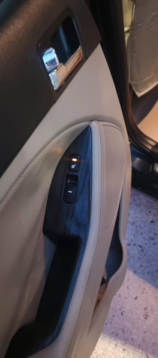 السلام عليكم
كيا اوبتما خليجي وكالة البخيت موديل 20214
 تعديل بارد هلال جاملغ 
صبغ طكعه صغيره كد شبر اثر شخوط موجوده الصور قبل 
ماشية 154 الف 
وبعد الصبغ 
رقم سليمانيه الدولي بأسمي 
 فول عدا البانوراما 
لايت دبل عدسه LED
زراك لايت + لايت دوار 
تدفئة ستيرن وكشنات اربعتهن 
ثلاجة بالجكمجه 
محرك 2400 دوش مكفول برغي ممفتوح بي 
منظومة غاز 
مغلفة PPF
باتري وصدر وتبريد وتايرات كلهن جدد شادهن 
مكاني الكراده شارع الصناعه 
135$ وبيه مجال
اكو فيديو توضيحي لسيارة 
*********** للاستفسار
