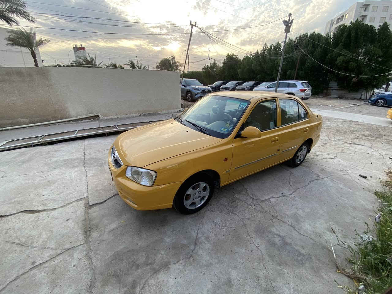 السلام عليكم
فيرنا البيع موديل ١٤ 
سياره حلوه نضيفه
بيه جملغ امامي صفحت
السيايق فقط معوده
السياره تبريد ثلج 🧊 
صدار مامي نقص قواعد دبل فقط
صدار خلفي هم قواعد دبل فقط
مدواشمه عام سعر78 بيه مجال بصيط
الحك الجيه رقمي***********
