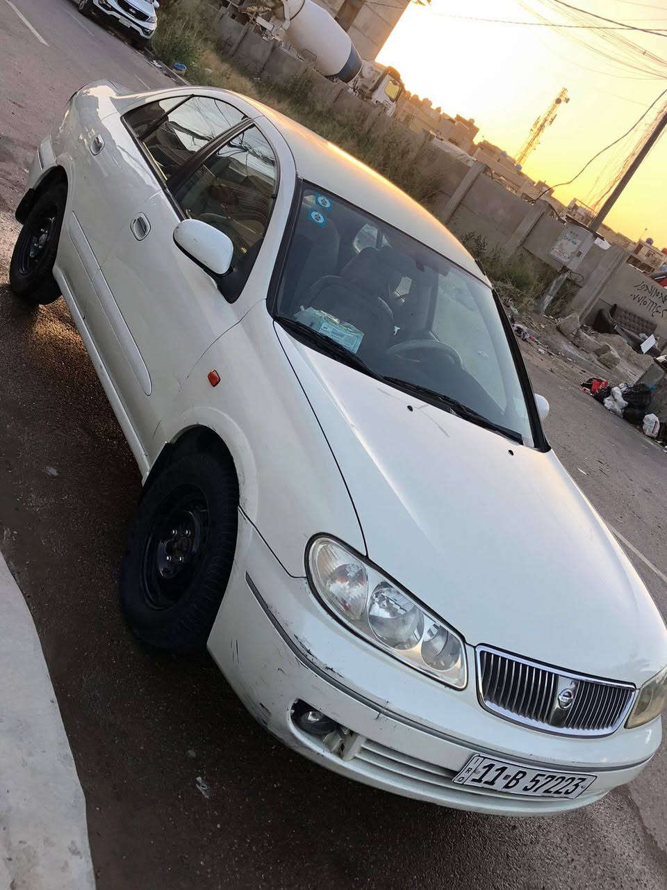 سلام وعليكم سياره سني ياباني سياره حلوه 

مثل ماشوفون بل صور كلشي موضح سياره محركه 

بي خيط تبخير صدره نص عمر تبريره ويه صويج ثلج

سعره 80وبيه مجال بسيط مكاني بغداد حي العدل

***********
