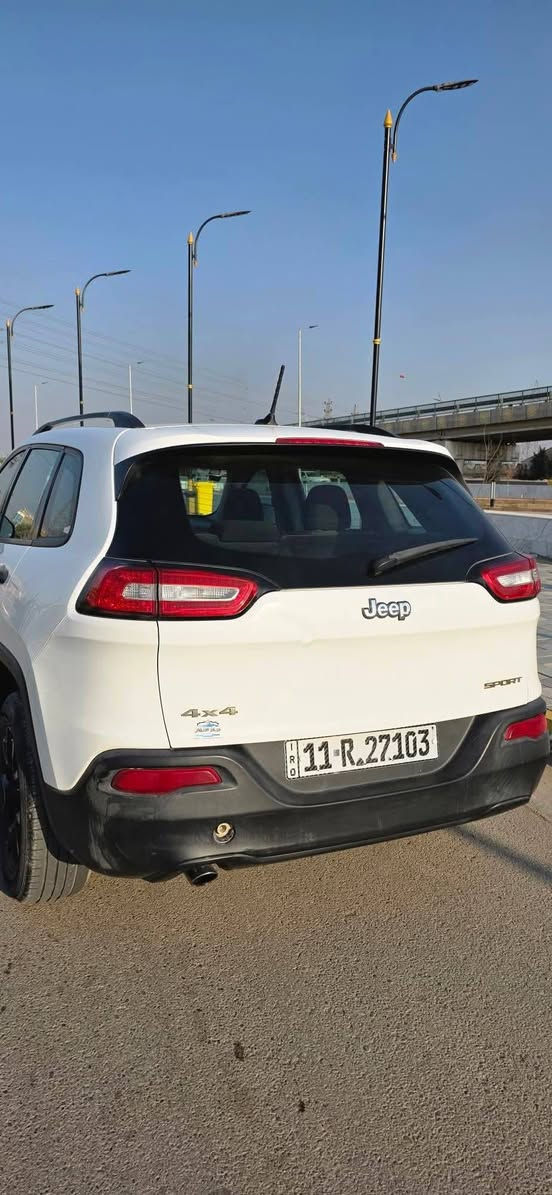 للبيع والمراوس جيب شيروكي بزون اللون ابيض  موديل 2014 وارد امريكي حره تحويل ثاني يوم  مشروع وطني رقم جديد نكليزي  رقم بغداد
سنويه جديده 2028
بيه سونار بل نشر بيه صور امريكه 
لايت زنون مكينه 2400 
المكان _ واسط_ كوت السعر 110 وبيه 
مجال الاستفسار  رقم هاتف ***********
