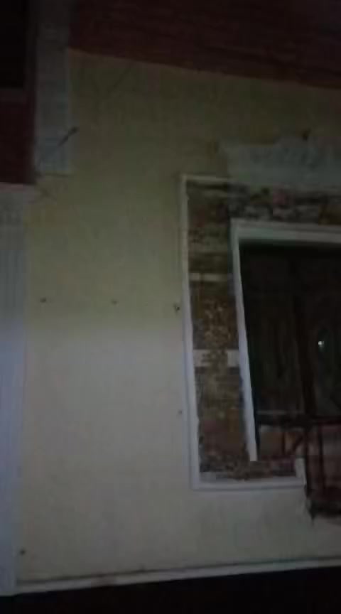 بيت للايجار نزله البانزين خانه كامل وجاهز للسكن للاستفسار  ***********
