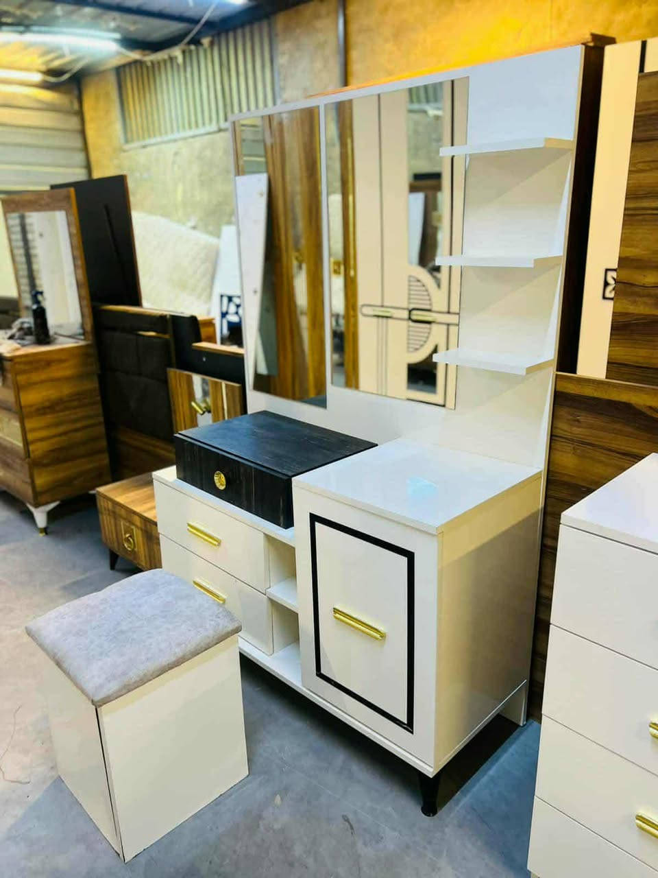 غرفه ترڪي مستخدم 
مديل حديث 🇹🇷
10قطع 
جربايه مخزن 🛌
شازلون مخزن 💢
نضافه 95\💯
نضام ابواب 💢
السعر 750قفل 💸
مع شد🪛 ونقل 🚚  مجاني  داخل بغداد  محافظات بكروه


**إذا كنت صاحب هذا الإعلان وتريد حذفه لأي سبب، رجاءا أرسل رسالة إلى الدعم الفني**