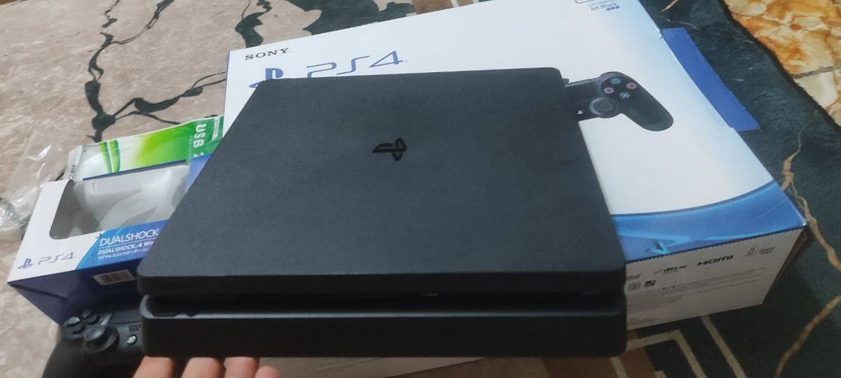 السلام عليكم🔴
عندي بلي فور سلم مهكر نص تيرا ريجن ياباني لوك ستيكر استخدام شهرين فقط كامل المحلقات مع (يوبي اس)ويجي وياه العاب حلوه (منها ذلاست ووزدنت ايفل فلج وذا ايفل وذن وبتل فيلد وان وكراند )
سعر البلي🔴 260قفل ونهائي مابي اي مجال
تواصل رقم🔴7780120418


**إذا كنت صاحب هذا الإعلان وتريد حذفه لأي سبب، رجاءا أرسل رسالة إلى الدعم الفني**