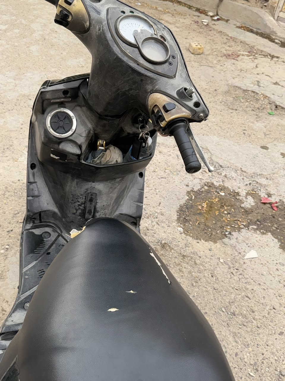 سلام عليكم سكنس فحل كابريتر دراجه كامله مكينه ناعمه نقص دشبول فقط طافي يصلح سعر 550 رقم ***********
