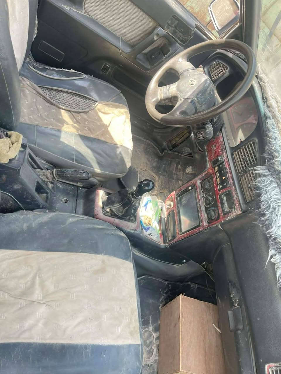 السلام عليكم النترا دمعه موديل 93 محافظة بابل السعر 23بيه مجال الاستفسار على هذا الرقم***********
