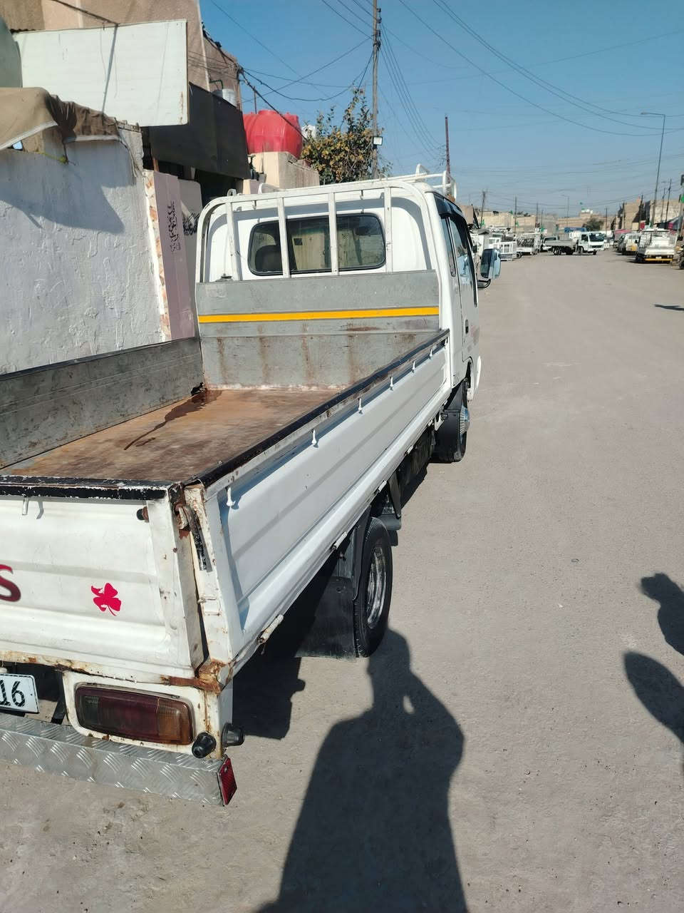 سلام عليكم لبيع كيا ام عيون مديل 2001رقم بغداد تحويل مباشر مشروع وطني سنوية جديده شاصي كير محرك مكفولات سياره جاهزه من كل شي مكان بغداد مكلف بنشر ***********
