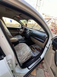 سورنتو ٢٠١٤ • ٣٥٠٠ ٦سلندر • خليجي