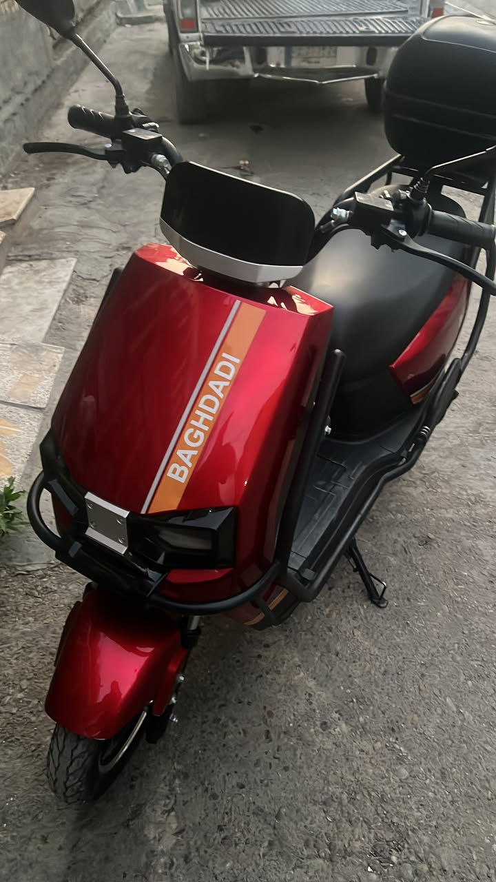 السلام عليكم دراجه الريان للبيع دراجه جديده سعر 700 
مكاني الشعب /***********
