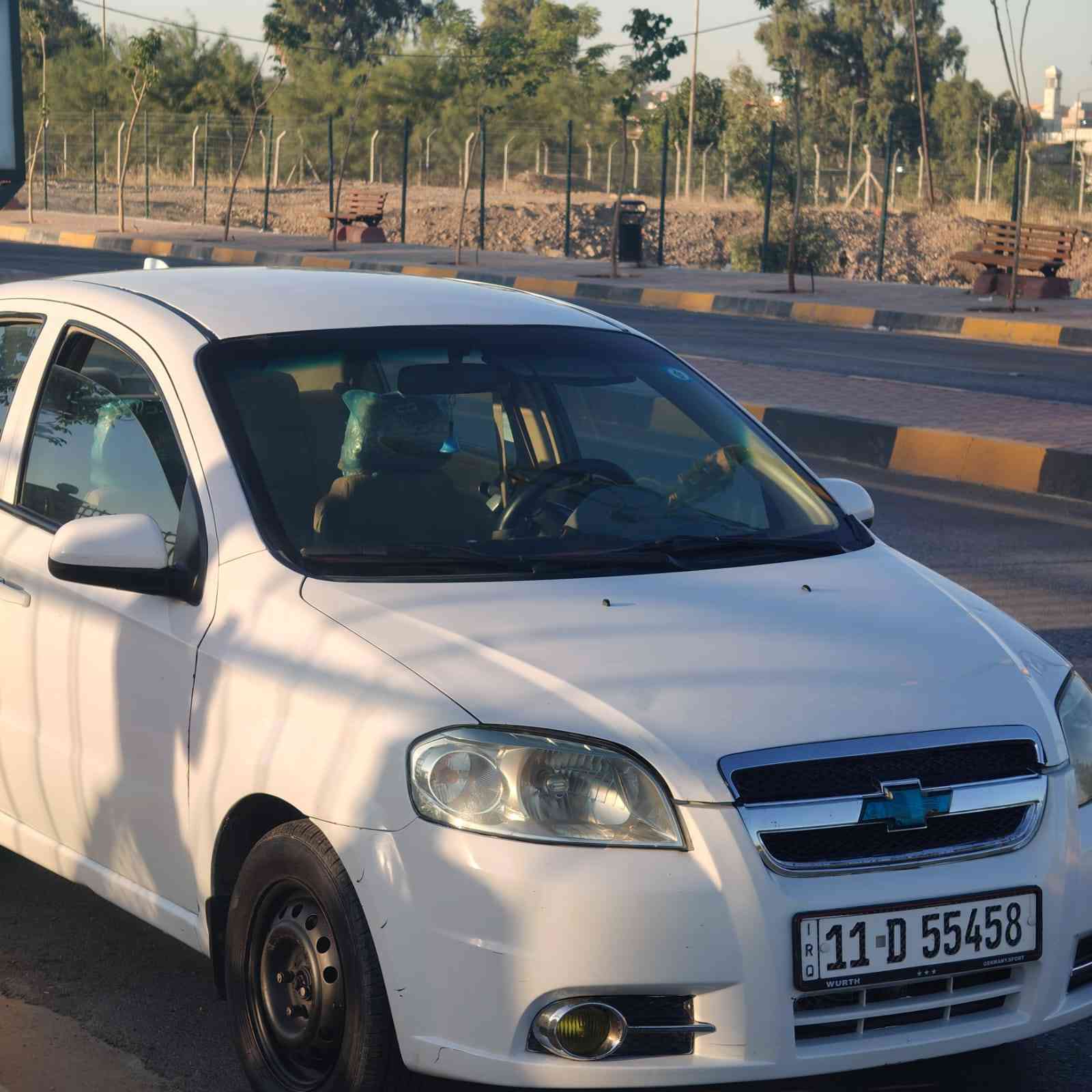 افيو 2011 
محرك استر و صفر غرامات وسيارة صاحبها الشرعي اني ورقم اجنبي جديد باقي تفاصيل على رقم ***********
