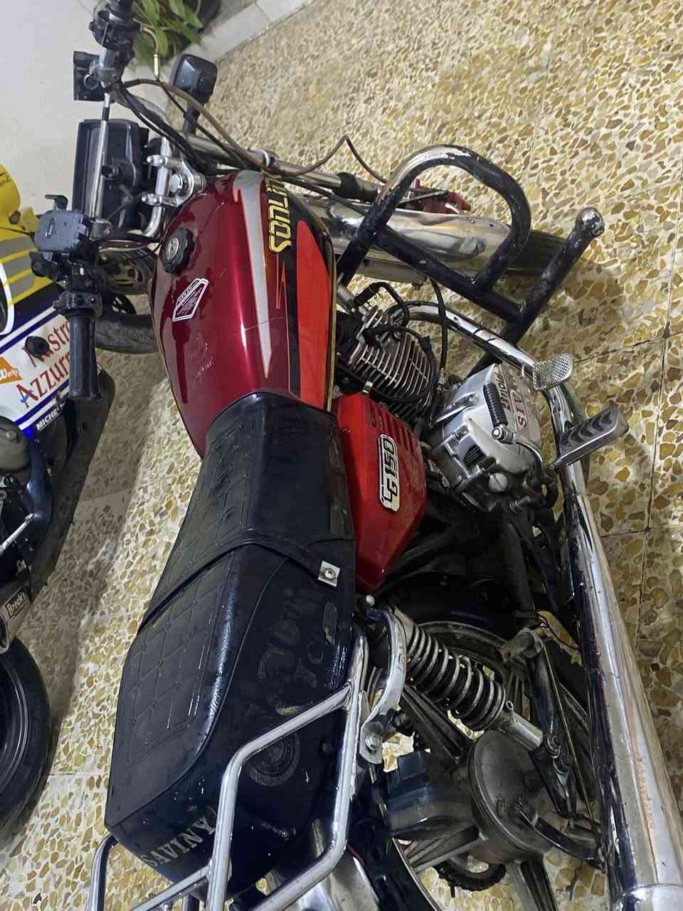 السلام عليكم أيراني  سيفان 5 كير موديل 2023  للبيع مكان غزاليه الدراجه لا نضوح ولا تبخير كفاله عامه  السعر ب 470 وبيها مجال قليل 
***********
