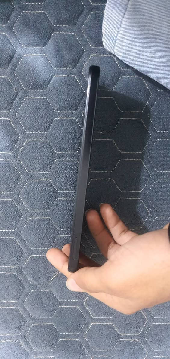 سلام عليكم جهاز ريدمي12 ذاكره 256 نضيف كلش استعمال بيت شخطه مابي للبيع فقط السعر 130وبي مجال بسيط للشرائح
رقمي للتواصل ***********
