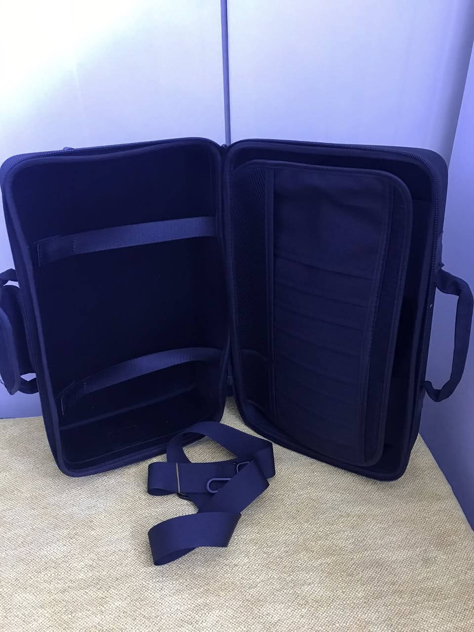 حقيبة بلي 5
سعر ٣٠. الف


**إذا كنت صاحب هذا الإعلان وتريد حذفه لأي سبب، رجاءا أرسل رسالة إلى الدعم الفني**