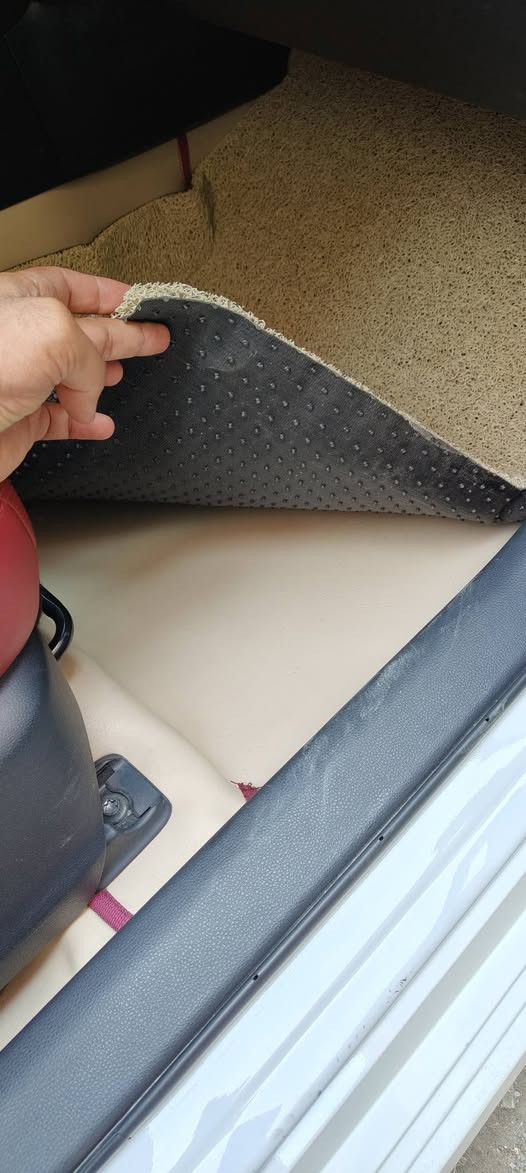 كورلا هايبرد 2024 محجوزه للمصرف رقم بغداد
مقترض وكفيل نفس البيت بالشطره ماشيه 68 الف كم بيها بارد بالجاملغ الايسر الامامي مرجع بارد 
مكانها ذي قار
***********
