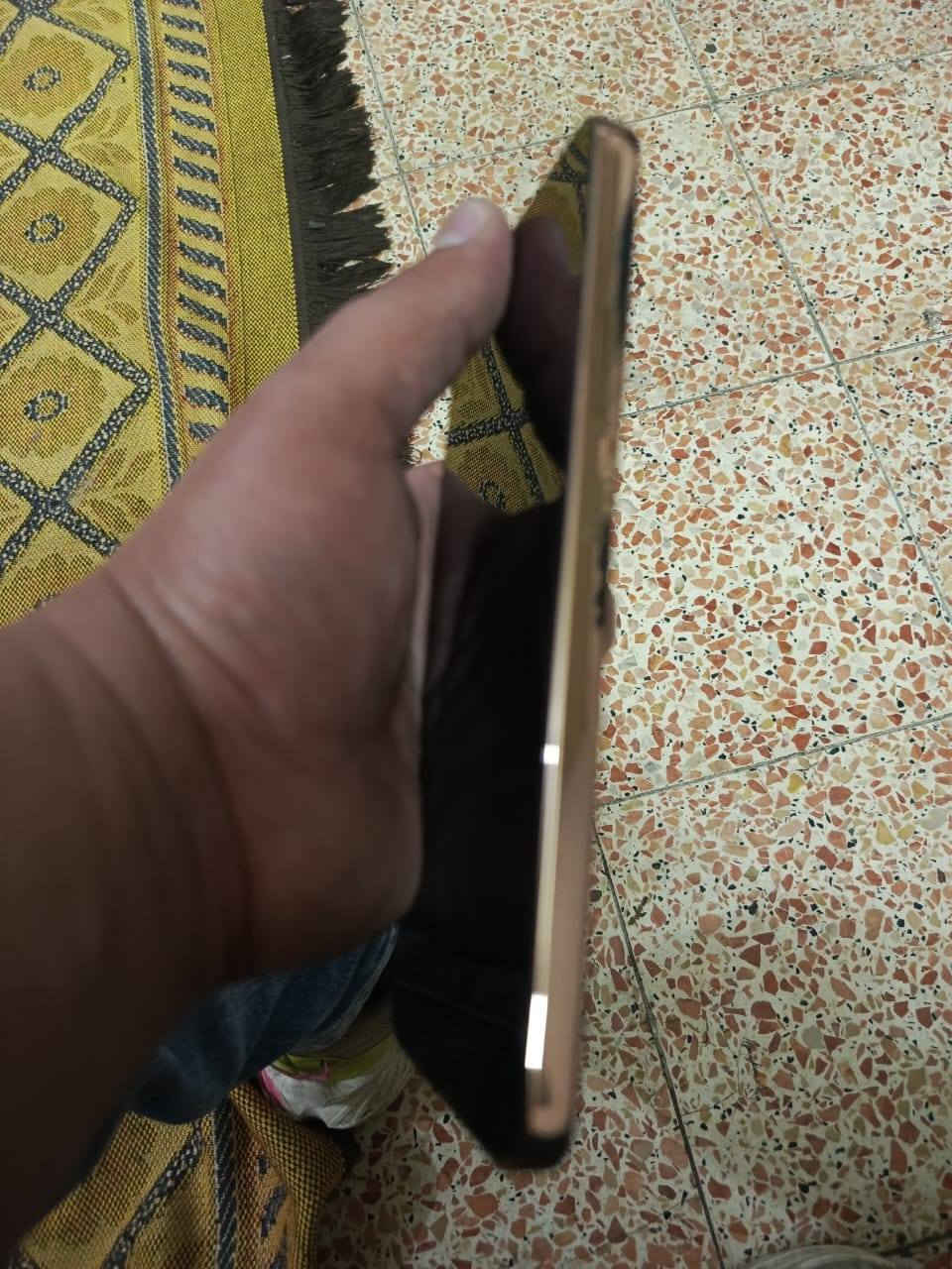 للبيع هونر إكس دي 9نضافه ١٠٠،، مكانه بغداد السعر ٣٥٠الف ، ***********
