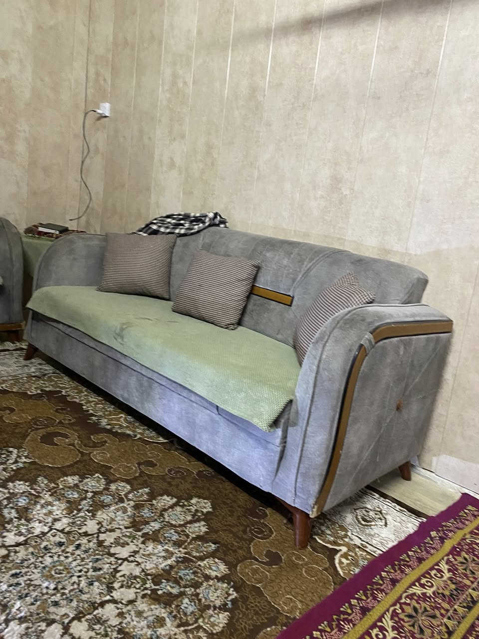 ‏سلام عليكم نص تخم للبيع نظيف مكنه حيفاشراي يتفضل  خاص رايدي ب ١٢٥ وبي مجال بسيط مستعجلين ع بيع


**إذا كنت صاحب هذا الإعلان وتريد حذفه لأي سبب، رجاءا أرسل رسالة إلى الدعم الفني**