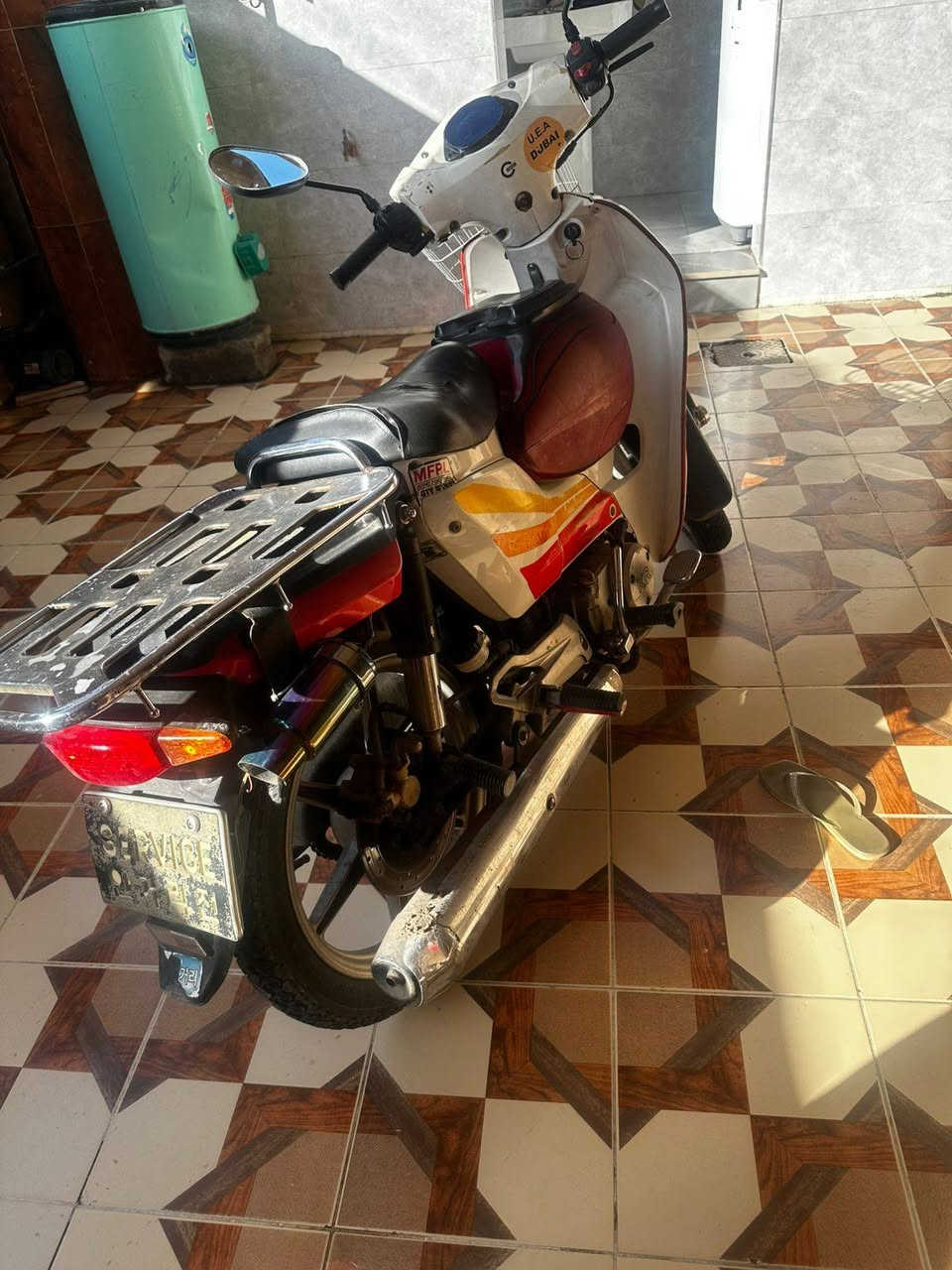 ماطور سرفيز للبيع مديل حديث (للبيع) 
كامل مكمل
للاستفسار ***********
السعر ٧٠٠ وبي مجال
