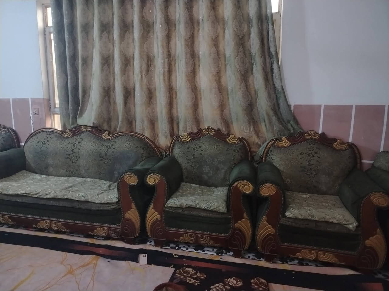 تخم لبيع سعره 250 وبي مجال فلكه سلمان باك ارقم ***********
