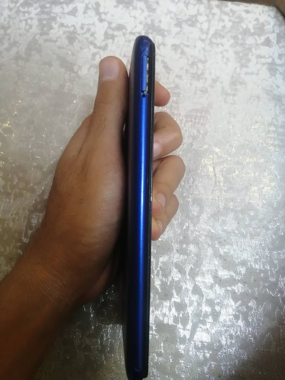 السلام عليكم جهاز a03 كلكسي البيع ذاكره 128 عشوائيه 4 بطاريه 5000 جهاز مبدل شاشه فقط سعر 75 وبي مجال عنوان بغداد دوره الاتصال *********** متواجد واتساب ورصيد
