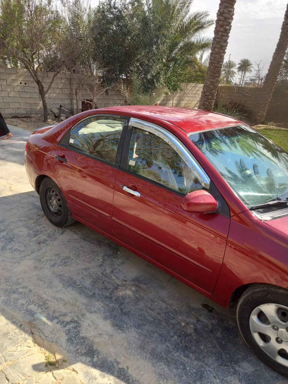 سبكتره 2009وارد امريكي  السياره بيها جراد ومبدل بيها بنيد  ديالى بلدروز العزيه  سعرها 95وبيها مجال  
***********
