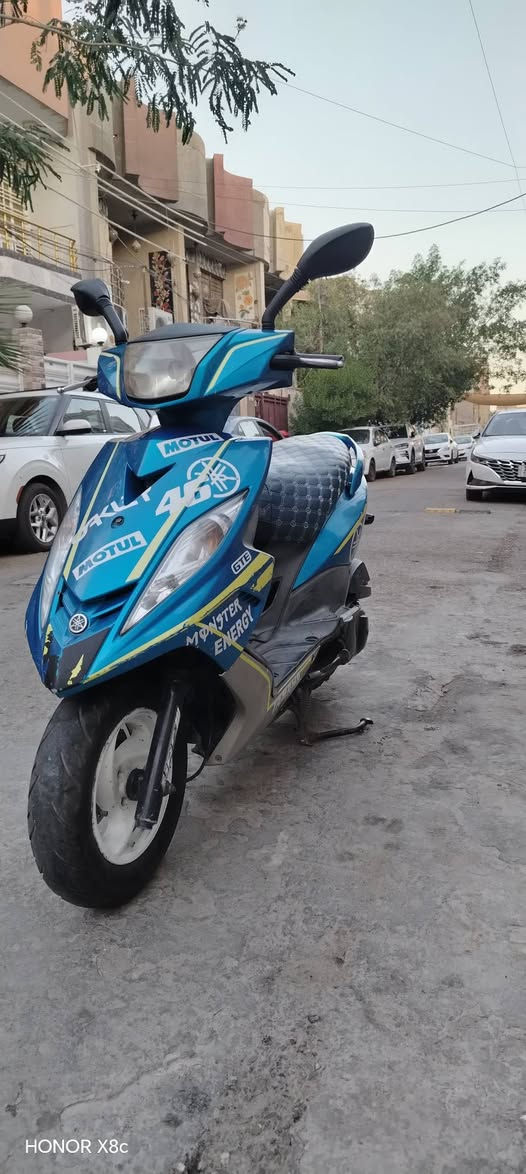 دراجه جي تي آر( GTR ) للبيع
المواصفات معروفه ميحتاج
الدراجه مال رمبه وكفاله تروح توديها لاي فيتر وتفحصها واذا بيها شي رجعها عليه 
السعر 1100وبيها مجال الطيبين 
العنوان : بغداد الحرية السلام 
الرقم : ***********
