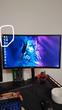 شاشه للبيع نوعيه Samsung للبيع خلي سعر وتعال اخذهه وات ساب 07724576756