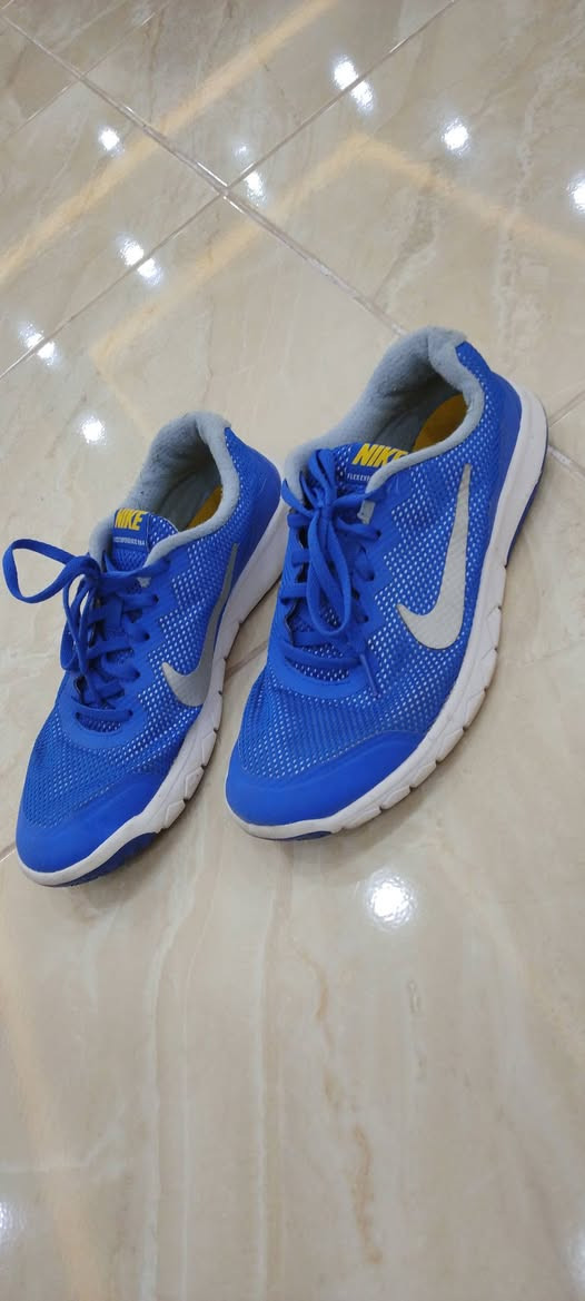 قطع صبايا بحال الجديد للبيع باقل الاسعار لتواصل ع الخاص ويتواجد قطع أخرى لصبايا والأطفال والاحذية


**إذا كنت صاحب هذا الإعلان وتريد حذفه لأي سبب، رجاءا أرسل رسالة إلى الدعم الفني**