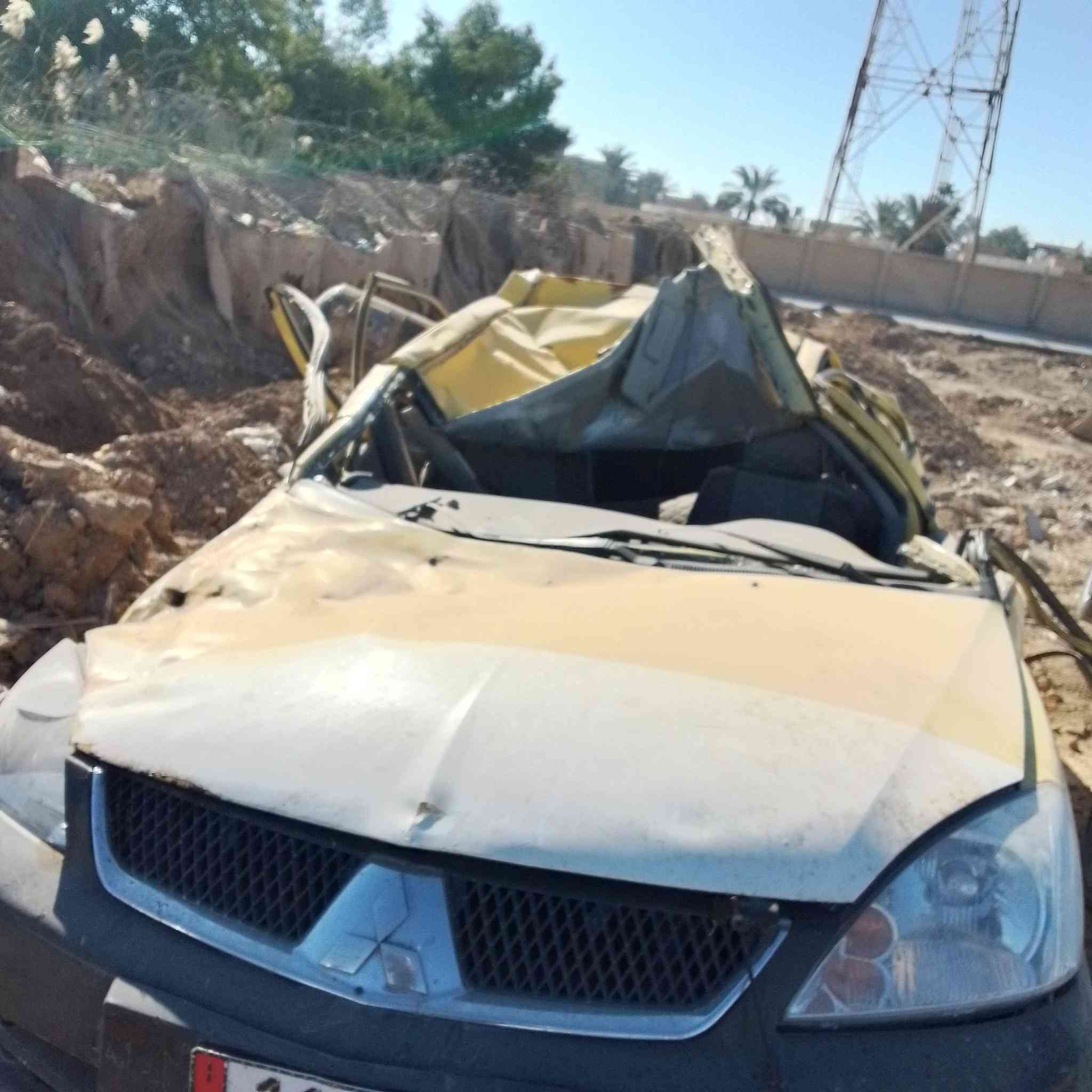 السلام عليكم  سياره للبيع لانسر مستيوبوشي صفره موديل 2010 رقمها بغداد  السياره حادث وراعيها متوفي   
 للأستفسار:  ***********
