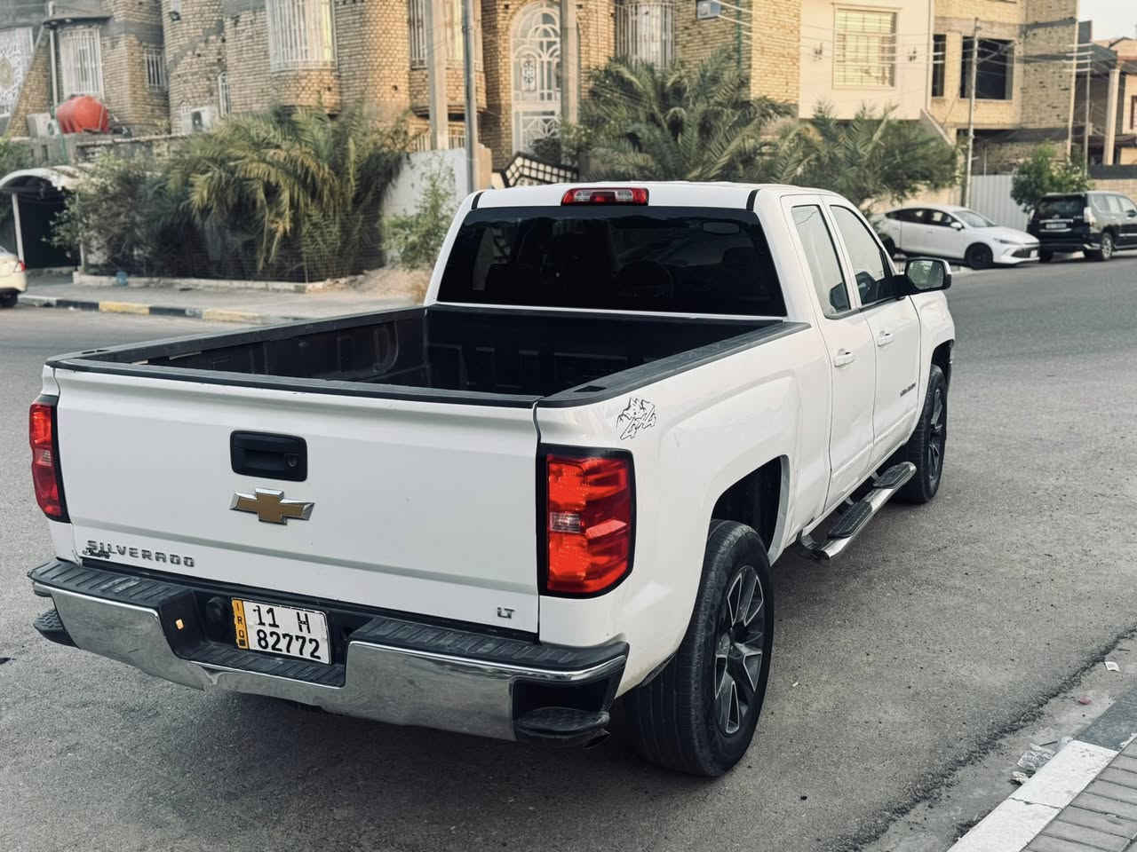 سلام عليكم البيع سلفرادو مديل 2018رقم بغداد باسمي جهازة ما بيها اي نقص جاملغ وربع بنيد بدون اي دواخل بيها بارد بل بيبان فقط محرك 4300جهاز محرك كير تبريد حدادية كلها جهازة السعر 139ماكو هيجي سعر مكاني البصرة شراي ينتصل 
رقمي ***********
