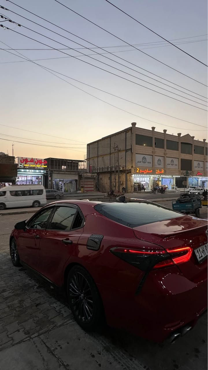 كامري 2019 ماشيه. 106 كيلو 
حادثها موجود بل صور وكامل 
سنويه منتهيا 155 بيها مجال

*********** بصره البصرة, العراق
