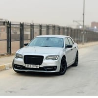 كرايسلر 300 • ٢٠١٩ • ماشي ٩٠ الف