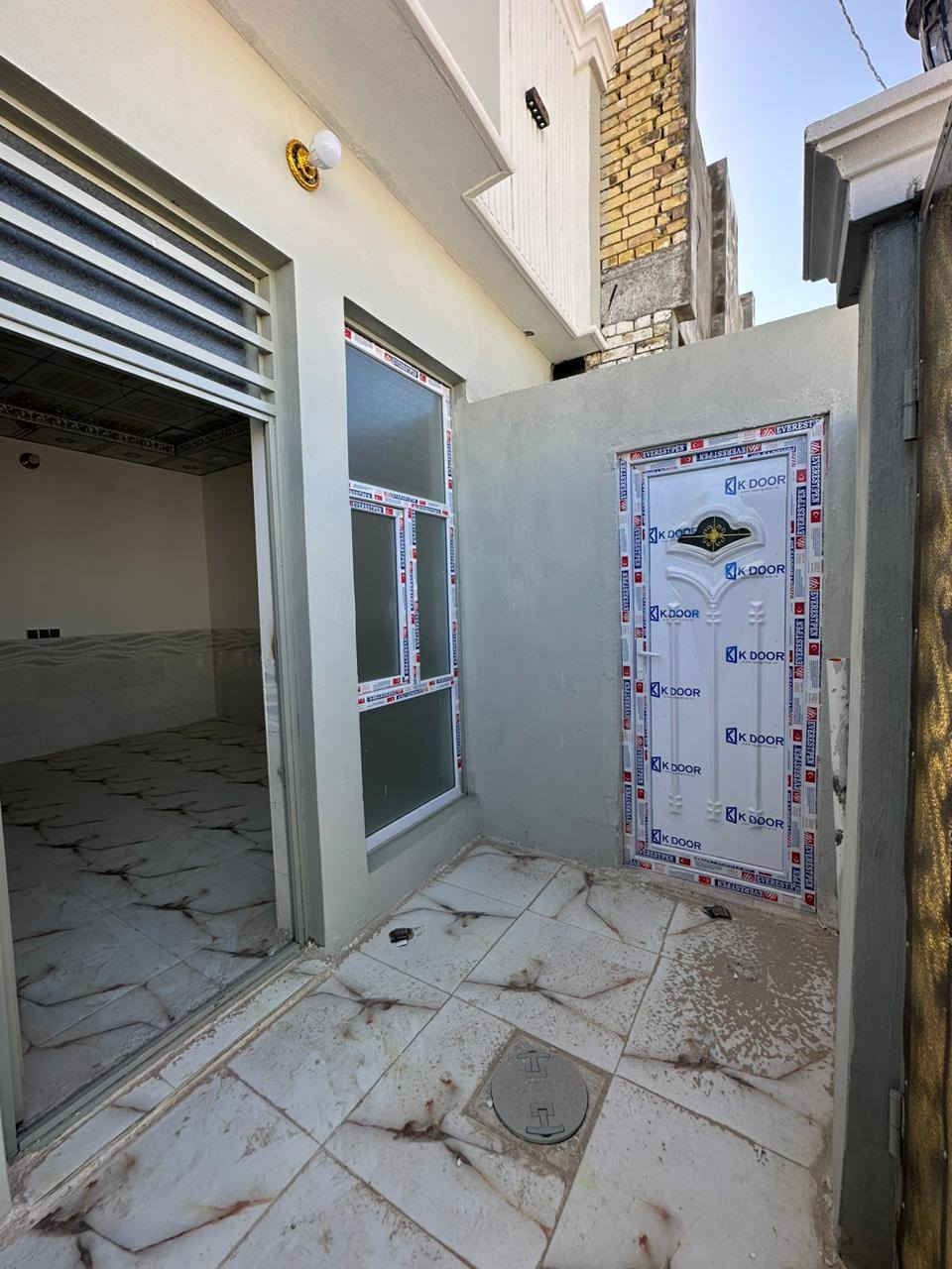 #يعلن_مكتب_ #التساهل_مقابل_قرية_لغدير_عمود282_ بشارع المطحنه
***********
#بيت_100متر_
السعر 40 مليون وبي مجال
#بيت_طابو_زراعي_سند25

بناء حديث
بناء ممتاز جدا 

عنوان لبيت النجف 
#مقابل__قرية_الغدير_مباشر بشارع المطحنه
يحتوي لبيت على+ غرفه1+صاله +ستغبال +مطبخ +صحيات بلداخل +وصحيات بلخارج 

***********وتساب النجف, العراق
