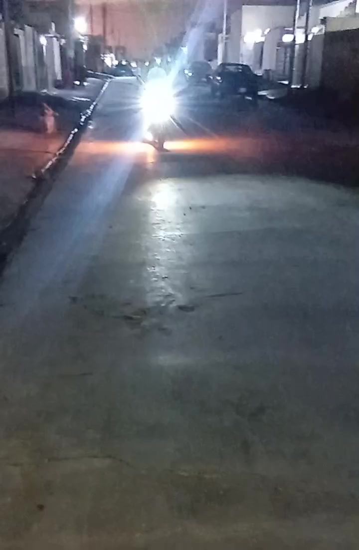 للبيع، نضيف مابي اي عيب حجم 16 بس البطارية شوي ضعيف


**إذا كنت صاحب هذا الإعلان وتريد حذفه لأي سبب، رجاءا أرسل رسالة إلى الدعم الفني**